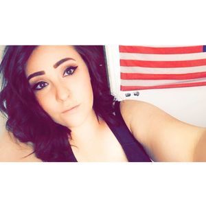 Meet your Posher, Katlynn